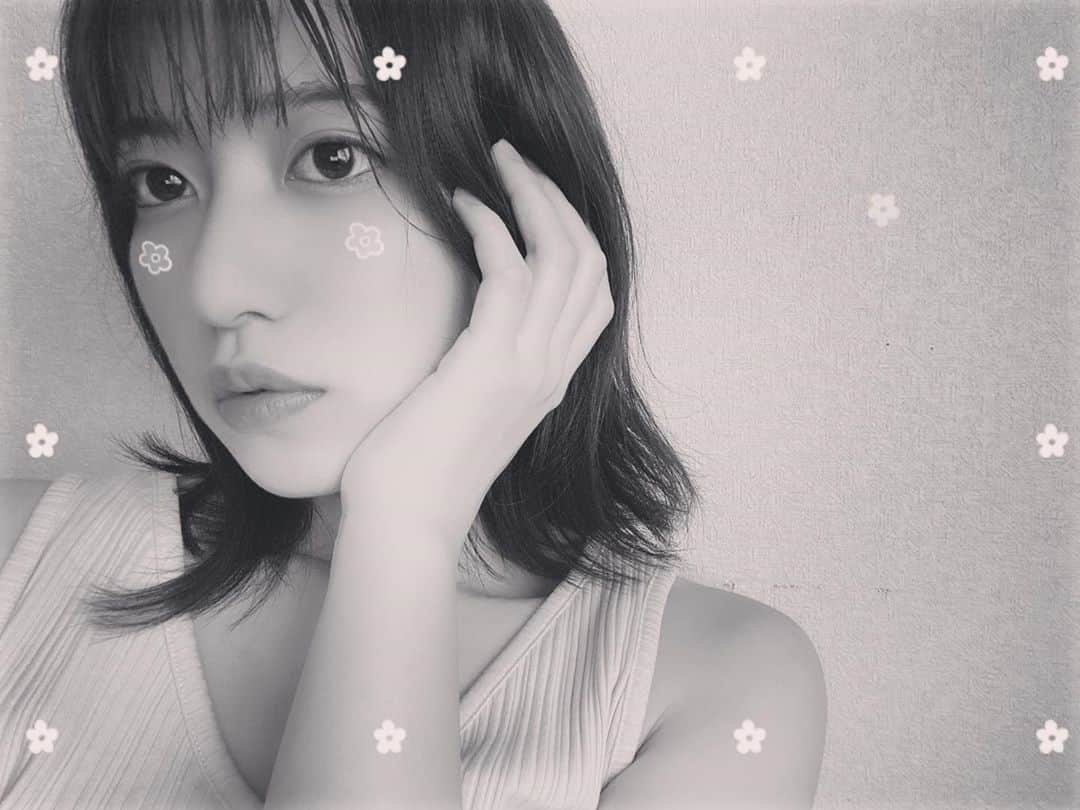 吉田華恋のインスタグラム：「🏵」