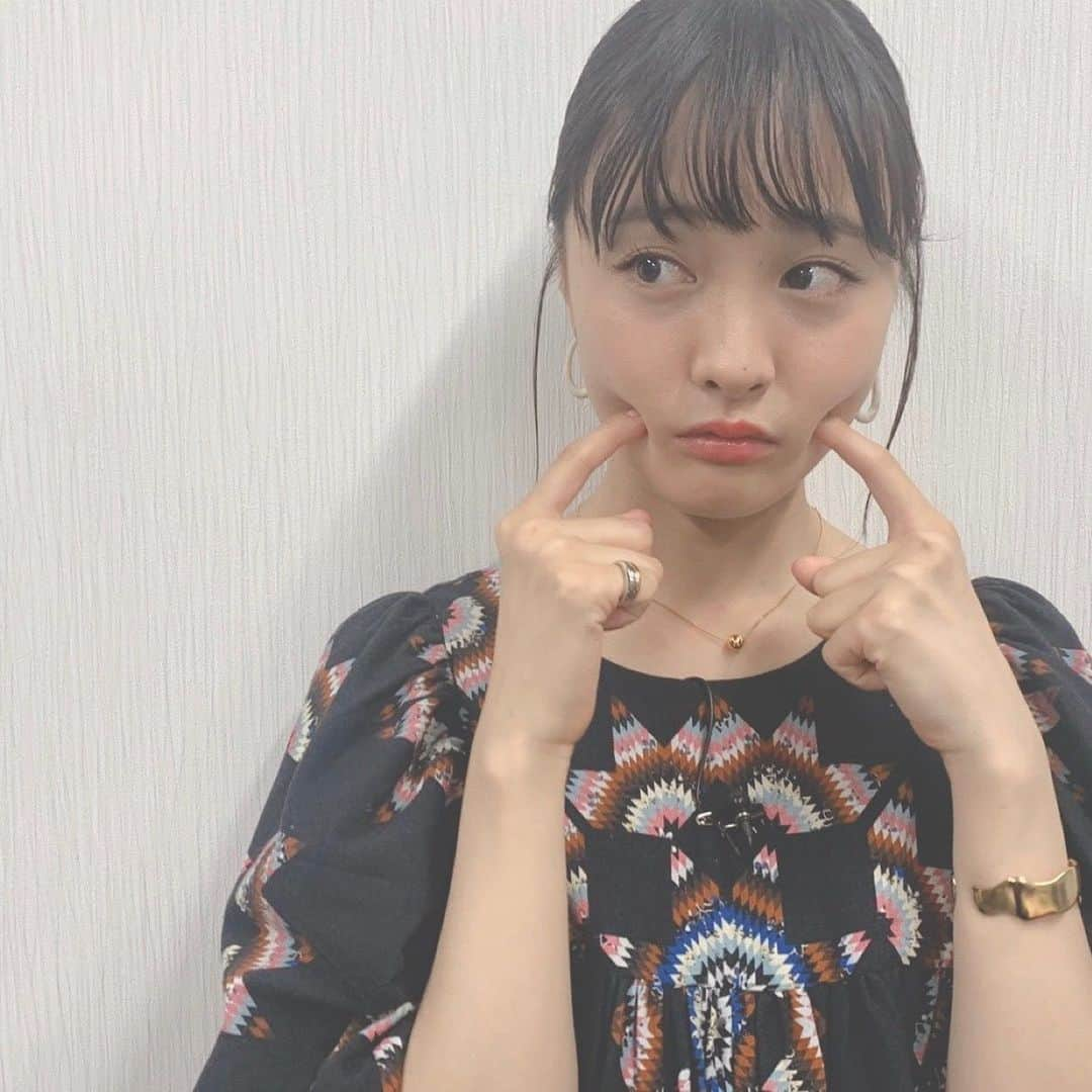 大友花恋さんのインスタグラム写真 - (大友花恋Instagram)「「県索しちゃいました」のお衣装。 珍しく、足、出しちゃいました。 ワンピース#seanewyork 靴#dianashoespress アクセサリー#joueteofficial」7月16日 21時10分 - karen_otomo