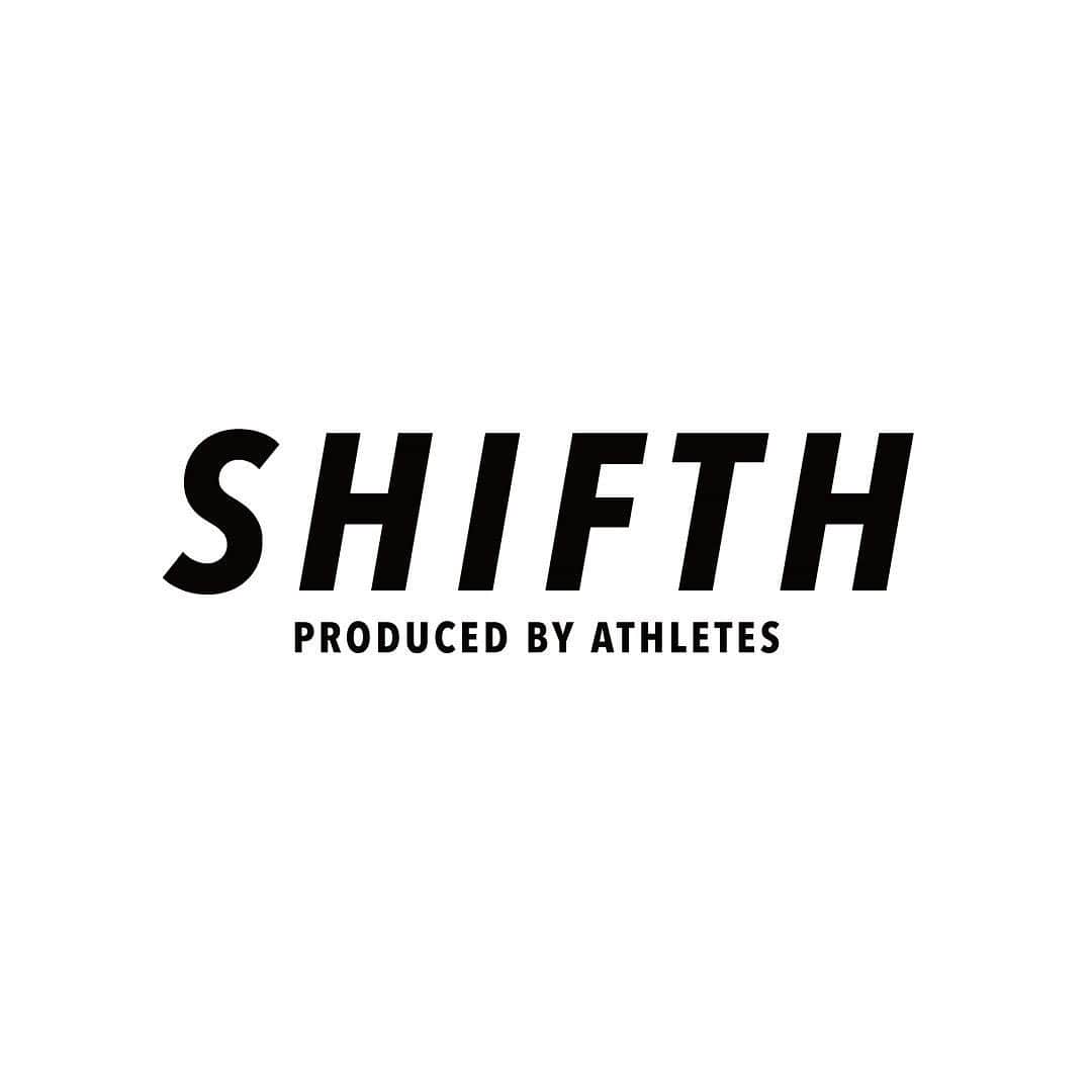 のインスタグラム：「“SHIFTH”（シフス）  皆さん、知らない方もいると思うので少し紹介させてください。  最初はリストバンドや日焼け止め、栄養機能食品が発売されています。実はこの商品の開発に関わらせてもらっています。  そして、このブランドは売上の一部を社会貢献活動に充てさせてもらいます。皆さんに喜んでもらえるような活同をしていきたいと思っています。  今後も“SHIFTH”をよろしくお願いします。  #SHIFTH #シフス #udnsports﻿ ‪#udn #udnfoundation‬﻿ ﻿#サッカー #新ブランド﻿ #社会貢献 #日焼け止め #リストバンド #KIDSFULL #PERFECTSUNSCREEN　#山口蛍」