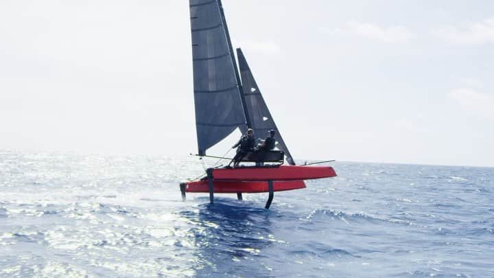 ジョン・ジョン・フローレンスのインスタグラム：「200 nautical miles, fast and uncomfortable. You ready for this @kai_lenny❓」