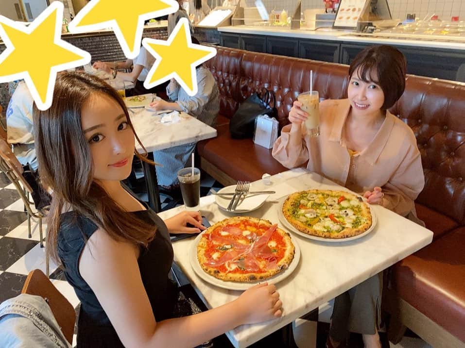 櫻美雪（旧さくらみゆき）のインスタグラム：「ゆあちゅんと初ランチ🍕 同い年だから共感できること多くて楽しかった🥰  #ランチ　#lunch #pizza #ピザ #av女優 #jav」