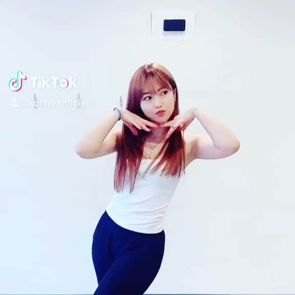 のインスタグラム：「TikTok更新☺️  #tiktok #niziu #縄跳びダンス #fyp #dance #ダンス #makeyouhappy #withyou」