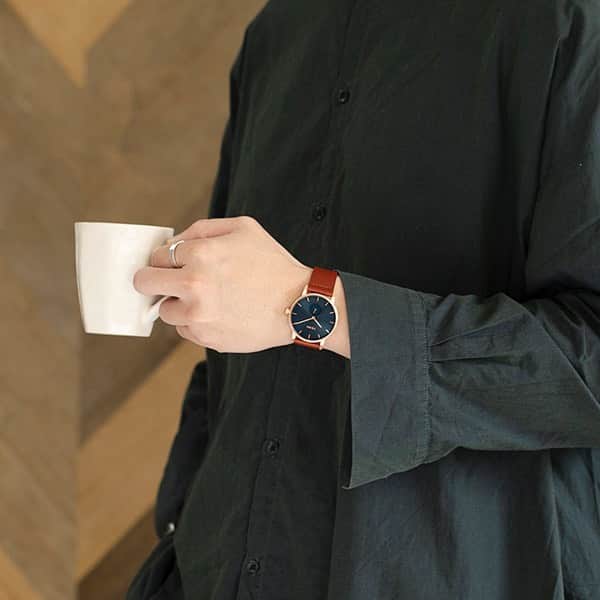 TiCTACさんのインスタグラム写真 - (TiCTACInstagram)「「TRIWA」左¥20,000+tax  右¥25,000+tax  遊び心を持った気取らないスタイル、色づかいや素材へのこだわりが魅力のスウェーデンの腕時計、トリワ。アイスブルー×ローズゴールドの配色が絶妙なTiCTAC別注の新作が入荷しております。 ・ 二人の記念日にお揃いの腕時計を。一緒の時も離れている時も、いつも身に着ける腕時計が二人の時間を繋ぎます。 #triwa #triwawatch  #トリワ #北欧デザイン #北欧スタイル #北欧時計  #スウェーデン #tictac #watch #チックタック時計店  #時計 #腕時計 #誕生日プレゼント時計 #記念日プレゼント時計 #手元 #手元くら部  #手元倶楽部  #手元コーデ  #pairwatch  #ペアウォッチ #時計チックタック #クリスマスプレゼント時計 #時計クリスマスプレゼント」7月16日 17時22分 - tictac_press