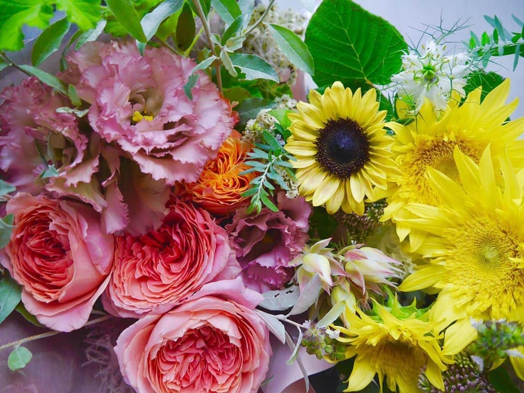 森田望智さんのインスタグラム写真 - (森田望智Instagram)「撮影で頂きました Thank you for giving me a lovely bouquet. #ありがとうございます」7月16日 18時40分 - misatomorita_official