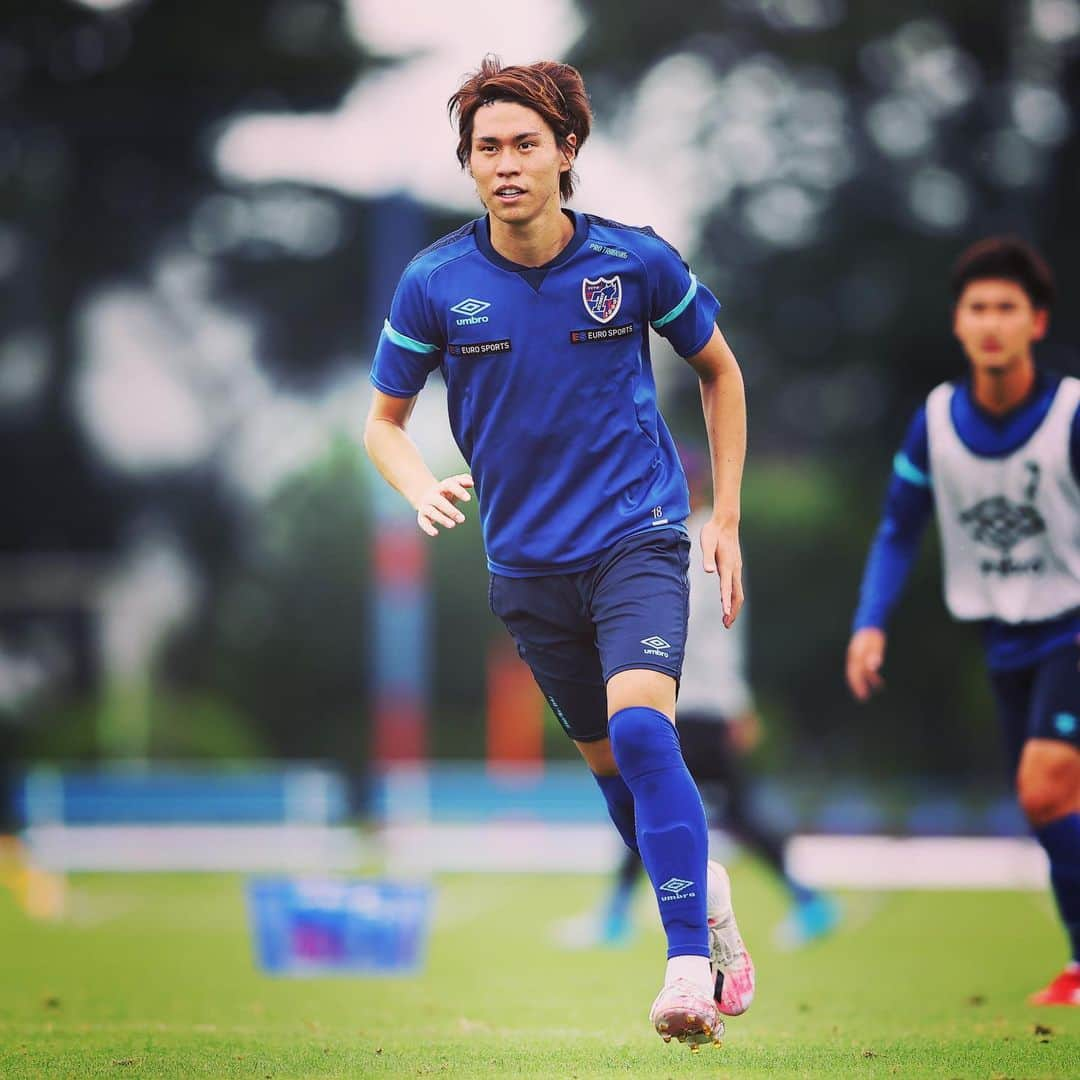 FC東京オフィシャルグッズさんのインスタグラム写真 - (FC東京オフィシャルグッズInstagram)「🔵🔴 ラストゲームでともに勝利を。 photo by Kenichi Arai  @kento_hashimoto_18  @fctokyoofficial  #橋本拳人 #STAYWITHTOKYO  #FC東京 #fctokyo #tokyo」7月16日 19時26分 - fctokyoofficial