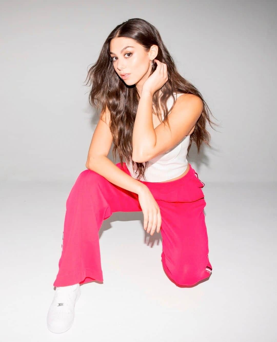 サウンドクラウドのインスタグラム：「Songbird the latest by @kirakosarin is @ the link in bio!」