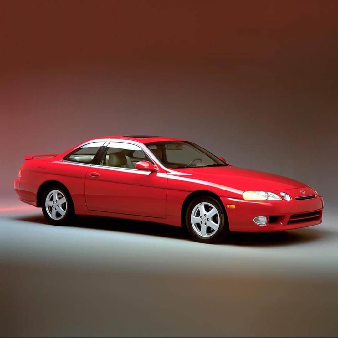 Lexus USAのインスタグラム：「If you know, you know. #LexusSC #TBT」