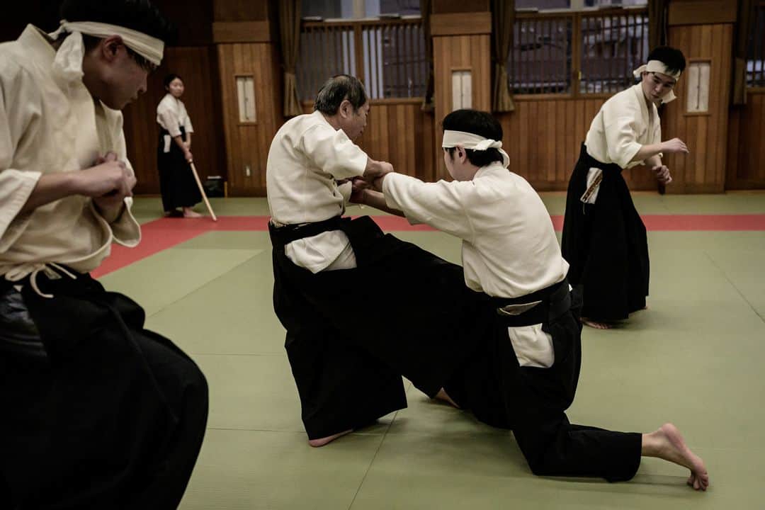 のインスタグラム：「AFP Photo - Japan and judo - an unbreakable bond - 📷 @Yasuyoshi CHIBA  @straydreams⁣ .⁣ When the Tokyo Olympics eventually open a year late, one of the hottest tickets in town will be for judo. Invented in Japan and first introduced at Tokyo 1964, judo is coming home.⁣ .⁣ Judo, Japan and the Olympics have an inextricable bond. The sport was created in the late 19th century by the revered Jigoro Kano, who would become Japan's -- and Asia's -- first International Olympic Committee member.⁣ .⁣ Kano, whose portrait gazes down benevolently at every dojo, was the driving force behind Japan first taking part in the Olympics in 1912, travelling to Stockholm as team captain and meeting Olympics founding father Baron Pierre de Courbertin.⁣ .⁣ He was also instrumental in Tokyo being awarded the Games in 1940 -- an Olympics that never took place due to Japanese aggression in China and the outbreak of World War II.」