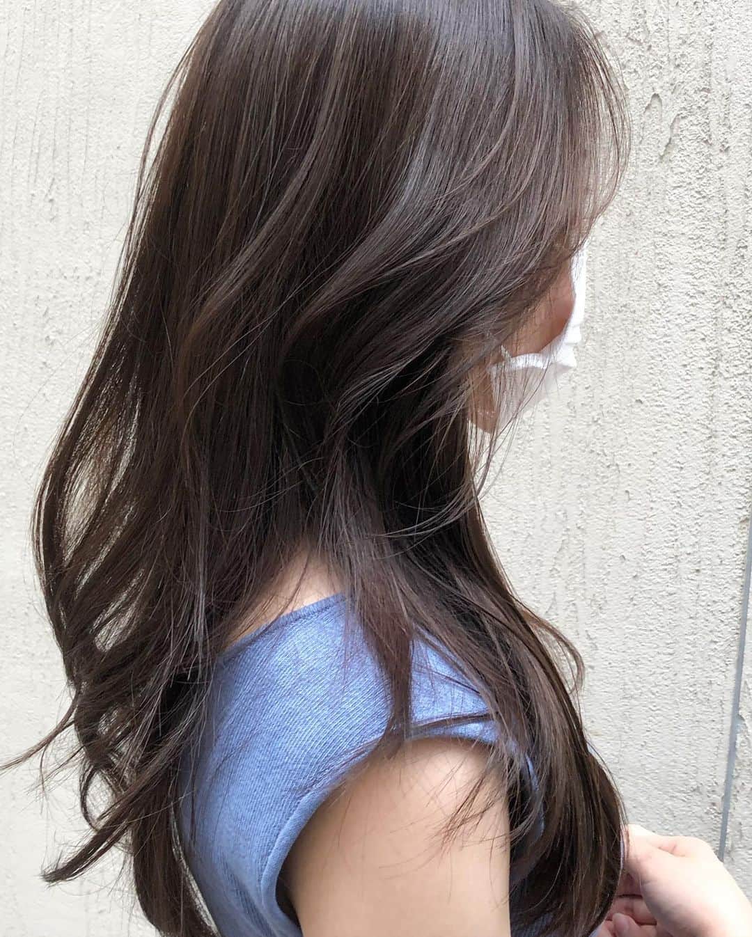 金田和樹さんのインスタグラム写真 - (金田和樹Instagram)「顔まわりから繋がる美しいフェイスレイヤーと、上品なミルクティーブラウン♡」7月16日 22時19分 - kaneta.hair