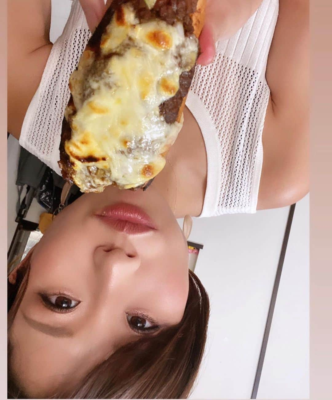 きゃっするひとみーさんのインスタグラム写真 - (きゃっするひとみーInstagram)「これがASMR？！！笑 . 梅雨やし温度差もきつくて体がついていけへんー。カレーなら食べたい。と思って、　@kenji_masara マサラへ🤤👌 . 美味しいかどうかは見たらわかるやつ。 . 元気出た😊✨✨✨ . 梅田にカレー屋さんもあるのでそっちもぜひ🤤」7月16日 22時22分 - takaxjumppp