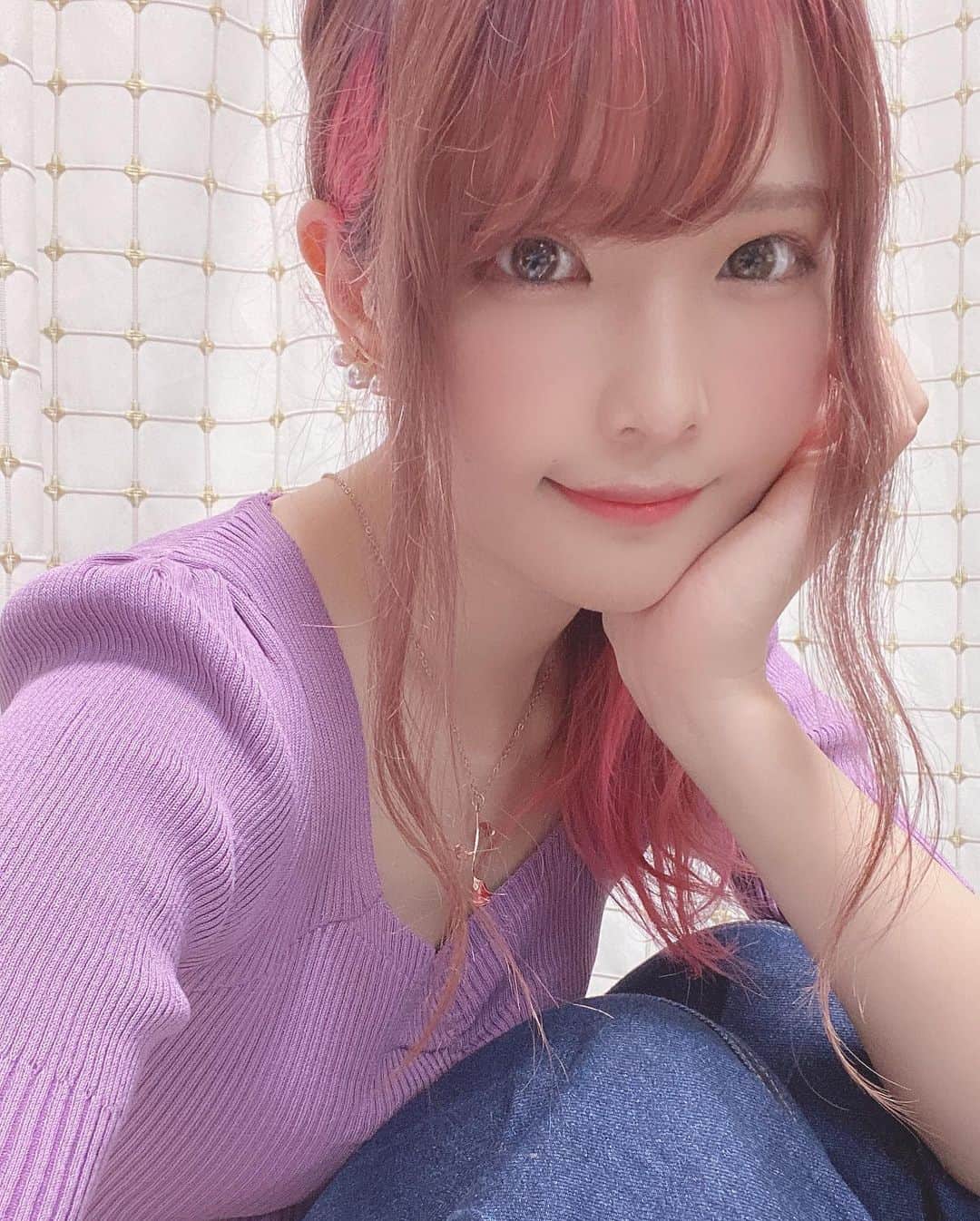のインスタグラム：「最近買ったお気に入りのトップスとネックレス🥀」