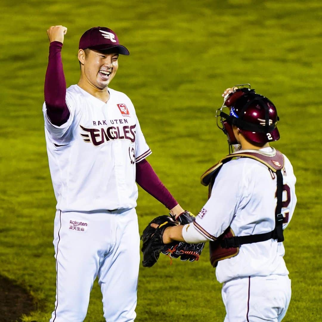 東北楽天ゴールデンイーグルスさんのインスタグラム写真 - (東北楽天ゴールデンイーグルスInstagram)「⚾️ ⚾️E 7-4 L⚾️ 投打で相手を上回り接戦を制して2連勝‼️ 緊急登板の安樂選手が好リリーフで勝ち投手に👍🏼 浅村選手は初回の先制点を奪うなど2打点の活躍✨ 今日もチャンスに強かった鈴木大地選手は3安打2打点👑 6回には辰己選手が2号2ランを放ち貴重な追加点👏🏼 最後は森原選手が3奪三振で締めて4セーブ目💯 先発弓削選手の無念をチームで支えての大きな勝利‼️ #rakuteneagles #NOWorNEVERいまこそ #日本一の東北へ  #安樂智大  #浅村栄斗 #鈴木大地  #辰己涼介  #森原康平 #写真もイープレで」7月16日 22時57分 - rakuten_eagles