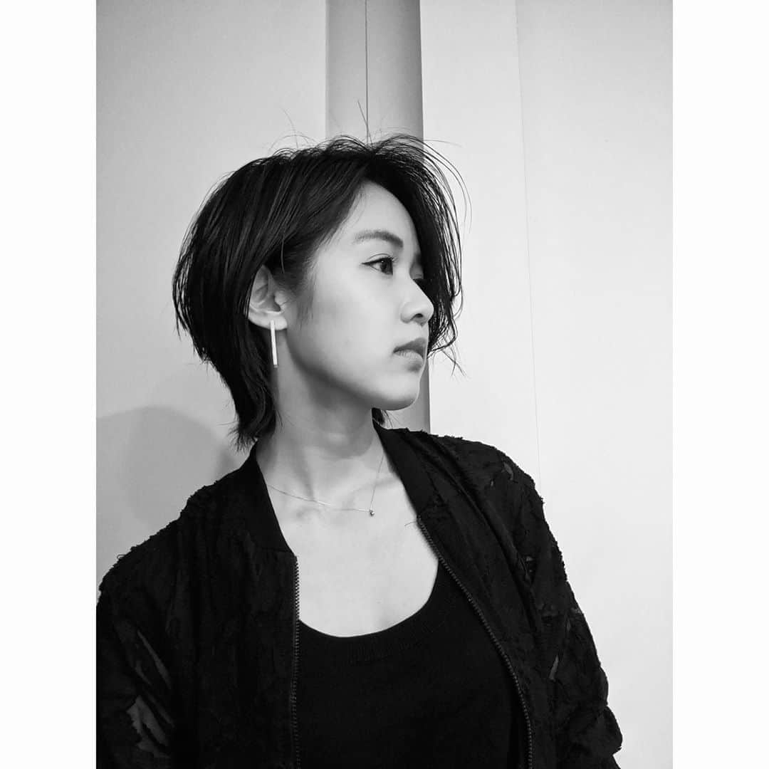 VANRIのインスタグラム：「* Have a good dream.  ぐんないっ」