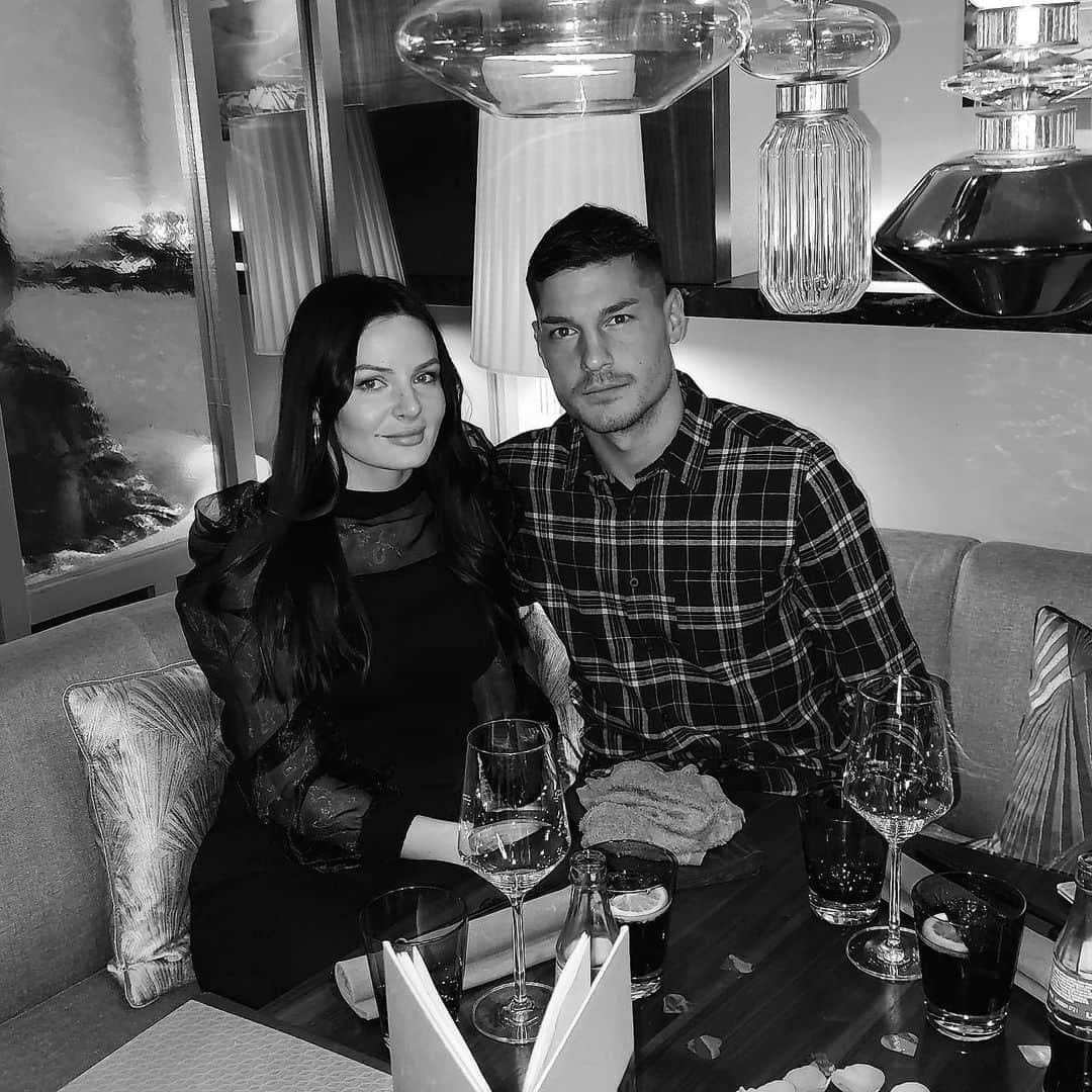 のインスタグラム：「Eres el amor de mi vida, te Amo ❤️」