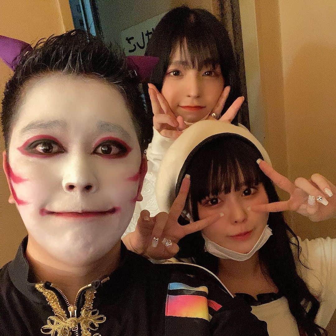 たっしーのインスタグラム：「たしさやしゃむ🧚 ＊ #モノクローン #虹色担当 #たっしー #アイドル」