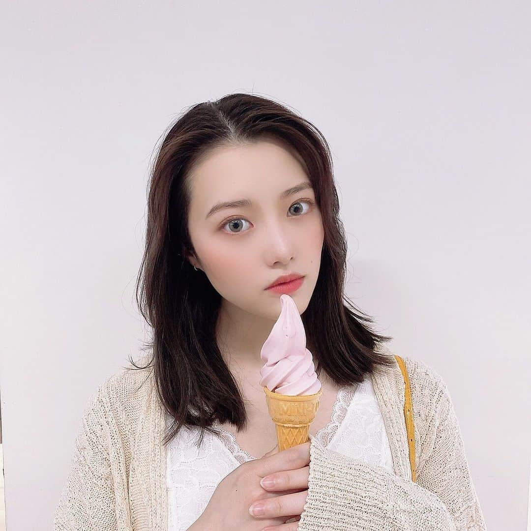 木本花音さんのインスタグラム写真 - (木本花音Instagram)「🍦🍦🍦 #데일리 #데일리룩 #데일리그램 #오오티디 #오오티디룩 #메이크업 #메이크 #얼스타그램 #멋스타그램 #이케아#아이스크림🍦 #daily #dailylook #ootd #makeup #make #ikea #icecream #softcream」7月17日 0時54分 - nonnonkanon9811