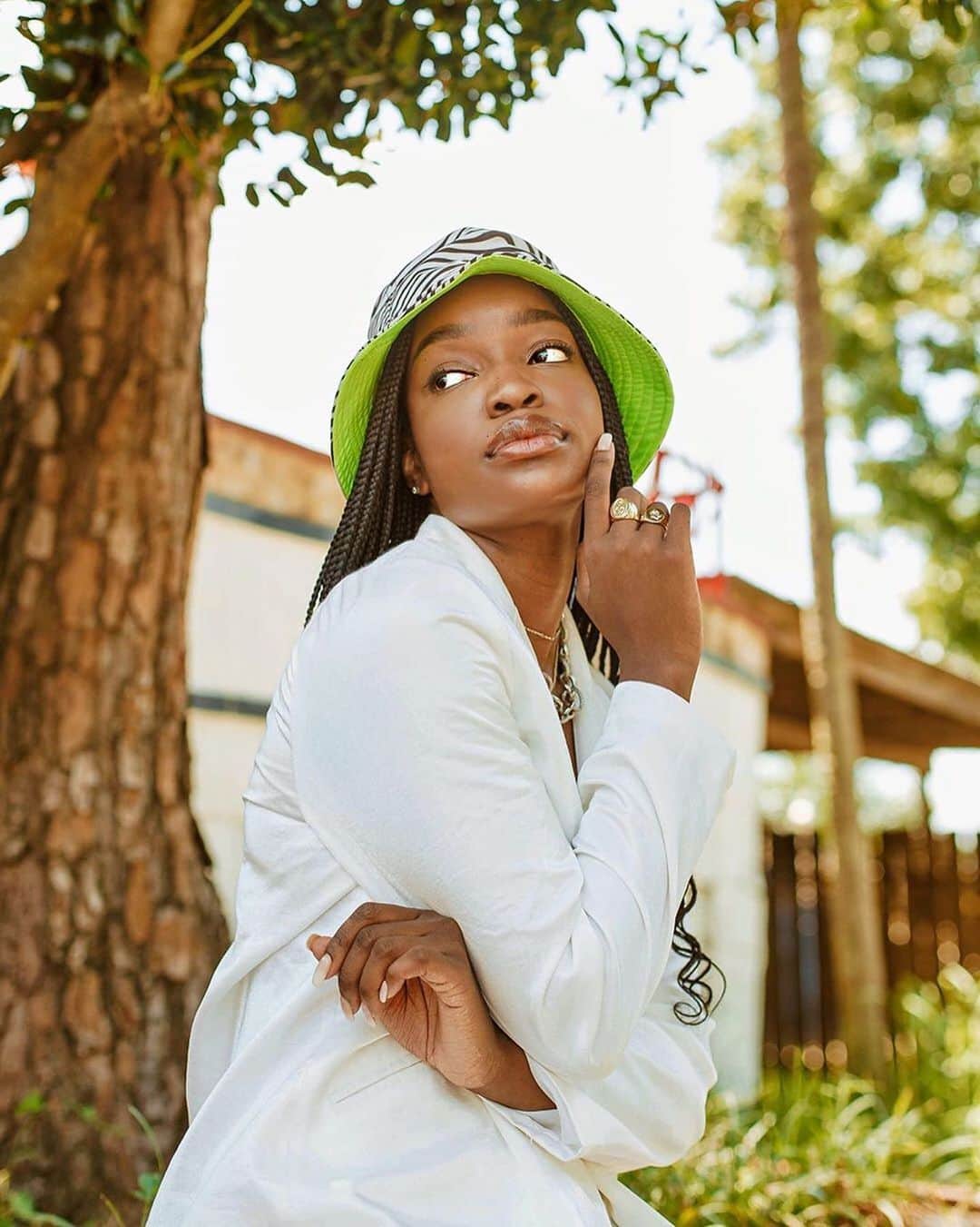 Fashion Weekのインスタグラム：「Hint of lime 💚 @grace_africa shot by @ohyeahitsidy, a photographer and visual storyteller. With her photography, Idara Ekpoh's mission is to empower and bring visibility to the voices within her community, telling not only her story as a Nigerian-American, but their stories as well. Follow her at @ohyeahitsidy to discover more of her work.⁠⠀ ⁠⠀ Photo by @ohyeahitsidy」