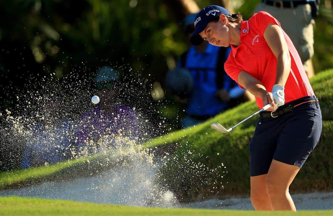 カルロタ・シガンダのインスタグラム：「Hoy tendría que ser el primer dia del @meditladiesopen en @golfterramar  Una pena que no se pueda celebrar este año pero confío en que el año que viene estemos de vuelta con @estrelladamm y @deportebusiness  Me encanta jugar en España y ahí estaré siempre que el calendario lo permita.   Today would have been Day 1 @meditladiesopen playing @golfterramar . It’s a shame that the tournament can’t be played this year but I am sure we will be back next year with @estrelladamm and @deportebusiness  I love playing in Spain and can’t wait to be there in the future.」
