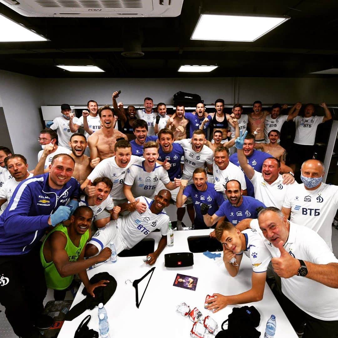 ロマン・ノイシュテッターのインスタグラム：「Massive 3 points ⚔️」