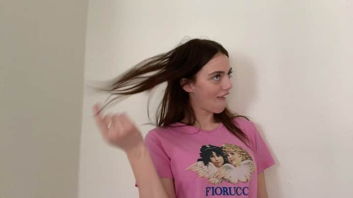パイパー・アメリカ・スミスのインスタグラム：「When I was trying to be an actress in Los Angeles part 32 🤡」