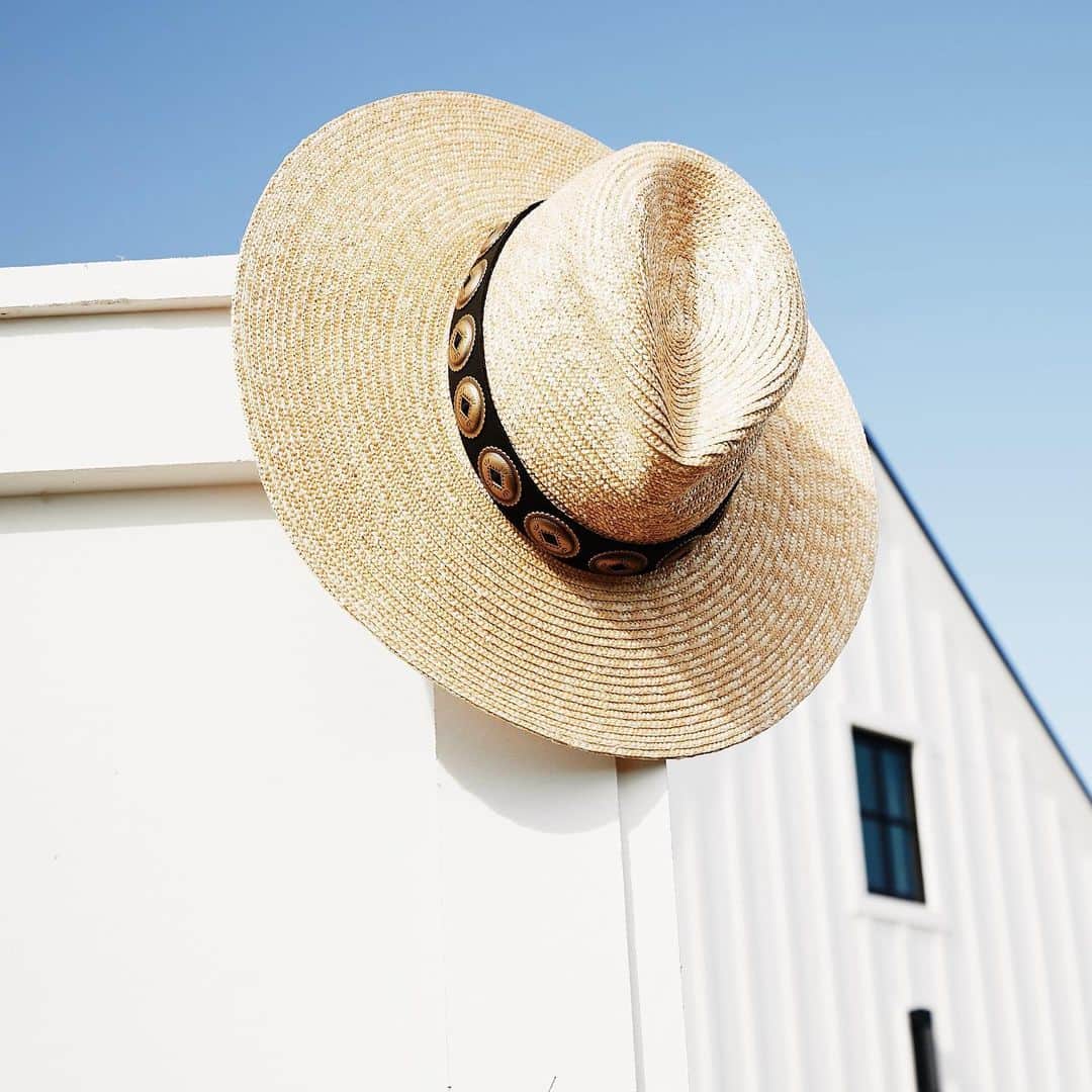 のインスタグラム：「The #SANLUCAS hat is LIVE! Shop our link in bio to be the first to grab this summer favorite 💕」