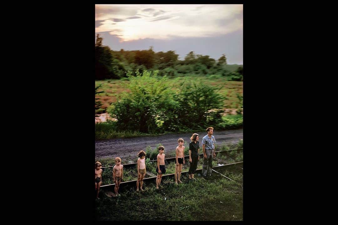 TIME Magazineさんのインスタグラム写真 - (TIME MagazineInstagram)「Magnum Photos has announced the July 15 death of photographer Paul Fusco. In the days after the June 1968 assassination of Robert F. Kennedy, the New York Senator's casket was draped in an American flag and brought by train the 225 miles from New York to Washington, D.C., so Kennedy could be buried at Arlington National Cemetery. Fusco, of Look magazine, was aboard. Somewhere between 1 and 2 million people showed up to pay their respects by standing alongside the tracks to see the 21-car train carrying the casket, which was propped up by red velvet chairs in the dining section so the public could catch a glimpse of it. Some of the most famous images of that journey were taken by Fusco, who had no other choice but to make the bystanders the center of the story. As he recalled to Publishers Weekly in 2008, "There were two private cars, the last two, and we couldn’t get near them—this was a private event. It was off-limits to the press. All I was thinking about was how to get access when we got to Arlington. Then, when the train emerged from beneath the Hudson, and I saw hundreds of people on the platform watching the train come slowly through—it went very slowly—I just opened the window and began to shoot." Read more at the link in bio. Photographs by Paul Fusco—@magnumphotos」7月17日 3時29分 - time