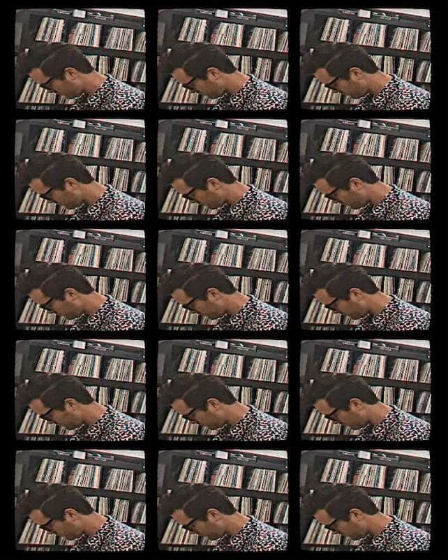 メイヤー・ホーソーンのインスタグラム：「Dip yo hip And grind yo behind And tune on in For some Vinyl & Wine 🍷🎶🍷  6PDT TONIGHT Clink in story」