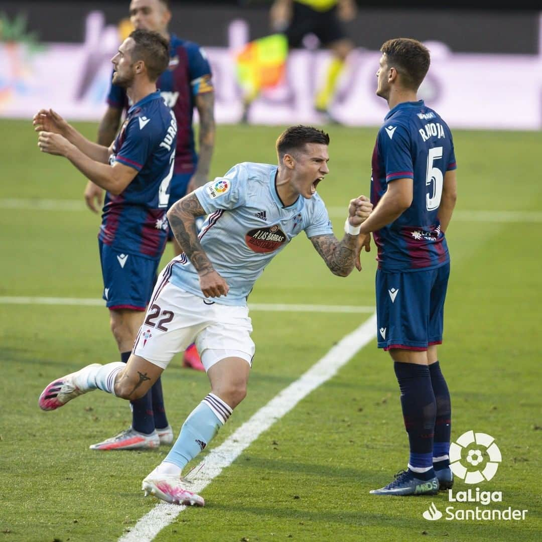 セルタ・デ・ビーゴさんのインスタグラム写真 - (セルタ・デ・ビーゴInstagram)「Non é como empeza, senón como remata. A completar a remontada. VAMOS, CELTA! . DESCANSO ⏸️ CEL 2-2 LEV @santimina7 ⚽️ @i.aspas10  . #CeltaLevante #LaLiga #CandoHaiPaixón」7月17日 5時03分 - rccelta