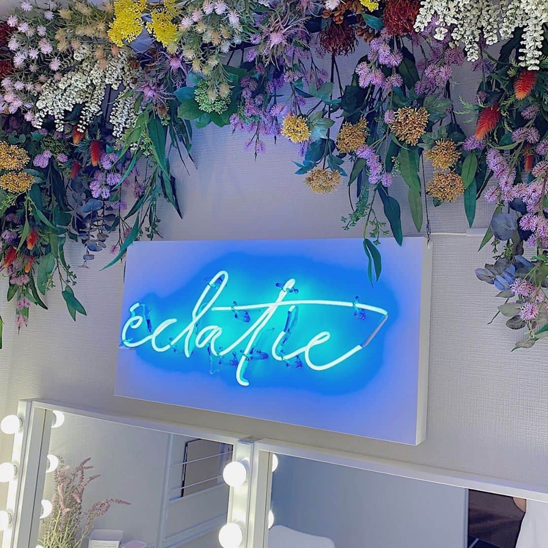 よしかわはるなのインスタグラム：「@eclatie_ngy さんの 脱毛の体験に行ってきました🍀 . 最先端の技術なのにすっごい安くやってくれるからビックリした😳お金のない私にも手の届く範囲✌🏻 個人サロンだけど店内めっちゃ可愛くてキレイだったし、店員さんも優しくて過ごしやすかった👀✨ . 私の投稿見てくれた人は、はるなの紹介で来ました！って伝えてもらえば、元々安いのがさらに10%off❣️ 脱毛やってみたいけど不安だなーとか最終的にもっとお金取られるのかな？とかって思ってる子も一回行ってみて話聞くだけでも全然オッケー！ ぜひ行ってみて！☺️🧡🧡 . #脱毛 #脱毛サロン #éclatie #美容」