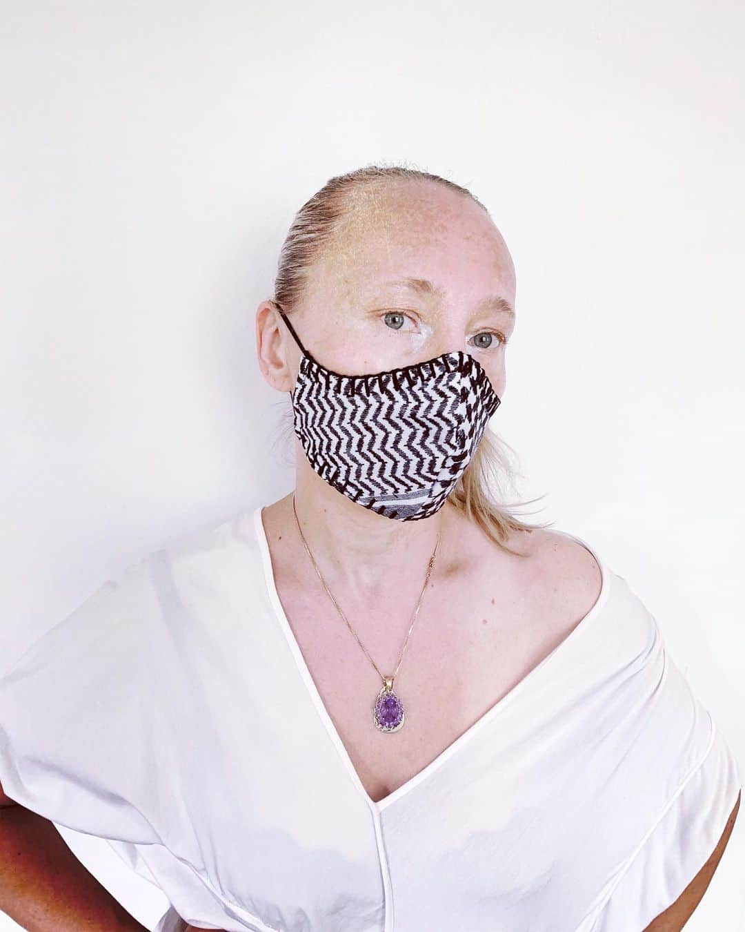 スリーアズフォーのインスタグラム：「New Versions of “KEFFIYEH” masks are now available on our shop in limited edition! Featuring @angelunaluna @angelunamoon in BLACK KEFFIYEH」