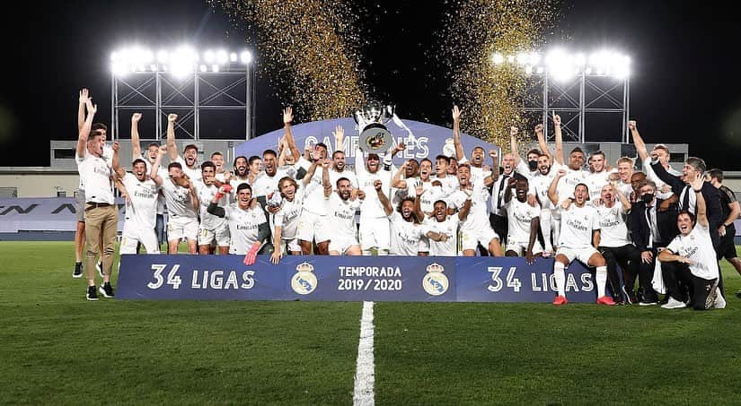 エデン・アザールのインスタグラム：「Campeones 🏆🥇@realmadrid #halamadrid」