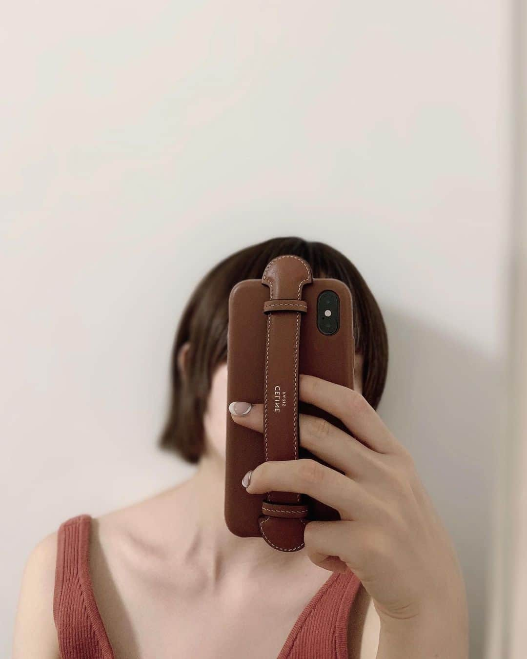 舞雛かのんさんのインスタグラム写真 - (舞雛かのんInstagram)「‪‪🌹.﻿ ﻿ iPhone case.﻿ ﻿ 出会っちゃった♡.﻿ ﻿ #celine #caseiphone ﻿ #私の相棒 #毎日一緒﻿ #だからこそいいモノを🤍」7月17日 9時41分 - mizho_601