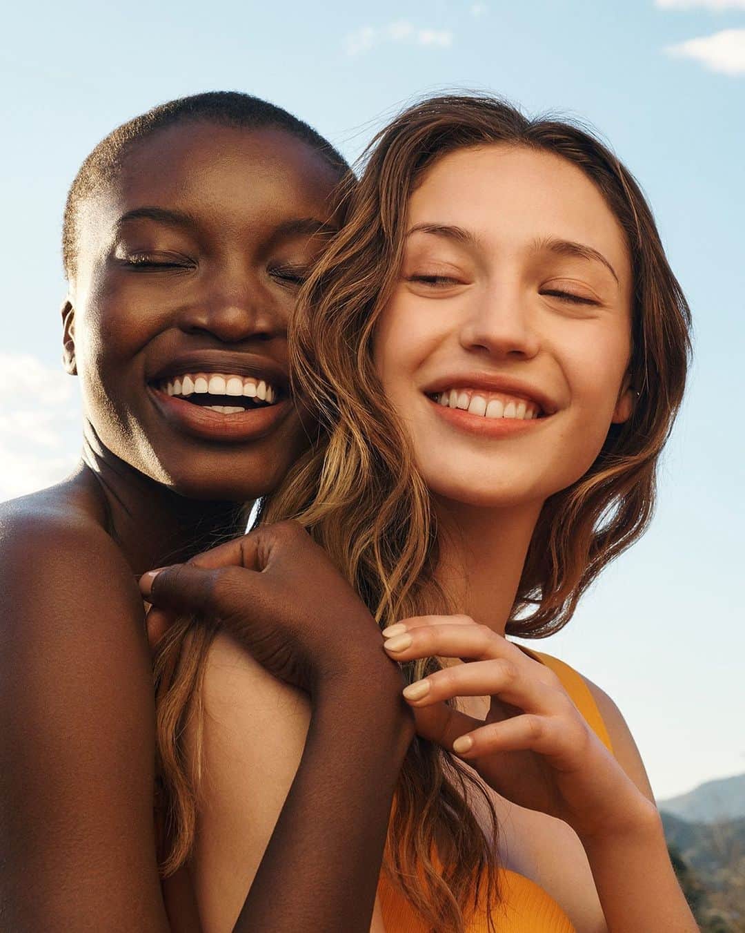 ジョジー・マランさんのインスタグラム写真 - (ジョジー・マランInstagram)「Allyship > Friendship  Here at Josie Maran, we know that friendship is not the same as allyship. So we're pulling up with some updates from our team on ACTIONS we've taken since May 29th -- read on to find out.  INTERNAL CHANGES — We closed our offices on June 5th and Juneteenth to give our team time off to participate, learn/unlearn, and join the movement against racism — We pulled up and shared our diversity numbers. We admit we need to do more; we will continue to hold ourselves accountable to this change — We held discussions as a team on how we can support anti-racist causes as an organization and create a more inclusive and supportive company culture — We've shifted our HR and recruitment practices to create a more inclusive and diverse team by recruiting from diversity-driven career sites, and finding interns from colleges with above average BIPOC enrollments  MONETARY ACTIONS — Moved by @thelovelandfoundation initiative of supporting Black women and children in need of therapy, we donated $50,000 to the cause — We sponsored a Juneteenth giveaway to share love for some beautiful Black-owned businesses, @briogeo, @bychari and @uomabeauty  PARTNERSHIPS — We partnered with @seangarrette for a Story takeover and @Beauty4BrownSkin on a fun giveaway — We're also looking to incorporate more diverse content creators, talent and Influencers - please help us by tagging your favorite accounts and we'll slide into their DMs after this  We are sharing these updates with our followers because we are proud of our growth as a team, but we also know that there's a lot more work to do in our ongoing promise of true allyship.   🖤」7月17日 10時06分 - josiemaran