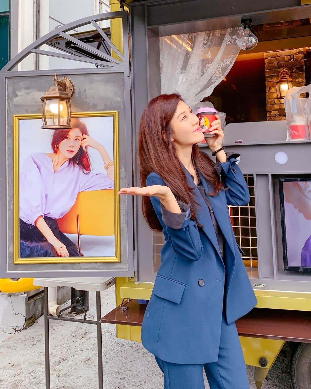 キム・ハヌルさんのインスタグラム写真 - (キム・ハヌルInstagram)「사랑해요❤️ #셀렙샵 #셀렙샵에디션」7月17日 12時57分 - haneul_jin