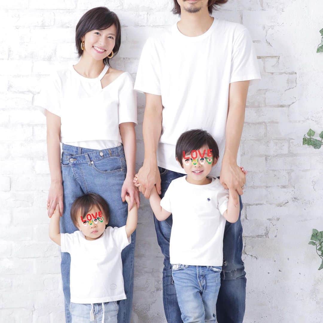 神戸蘭子さんのインスタグラム写真 - (神戸蘭子Instagram)「家族写真📸 . #家族写真  #記念写真　#家族でお出かけ  #ママライフ　#男の子ママ  #2人育児　#笑顔　#お揃いコーデ」7月17日 13時35分 - ranran0414