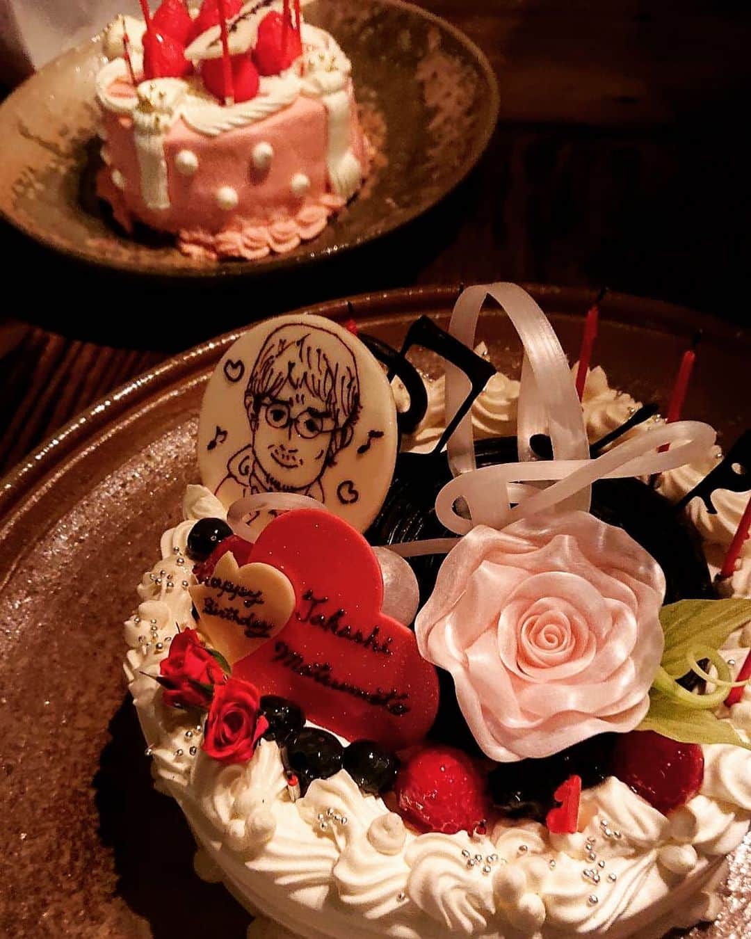 松本隆さんのインスタグラム写真 - (松本隆Instagram)「雅代ちゃんのfarmoonで誕生会。7月生まれが3人いたのでケーキも3つ。コロナの荒波をよく生き延びてるなと。大垣先生が半年に1度血液で調べてくれてるからか。」7月17日 23時49分 - takashi_matsumoto_official
