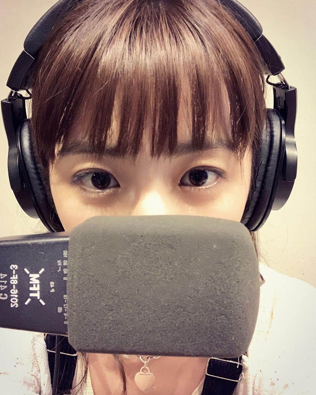 柳ゆり菜さんのインスタグラム写真 - (柳ゆり菜Instagram)「今月のラジオでは、 リスナーの皆からの おすすめ作品をご紹介してます。 . とても楽しくお話できたなぁ。 ありがとうございます。 この企画、またやりますね☺︎ . . #柳ゆり菜のシュッとしたいラジオ #しっかり対策して収録してます #次はどんなテーマがいいかな」7月17日 23時58分 - yurinayanagi__