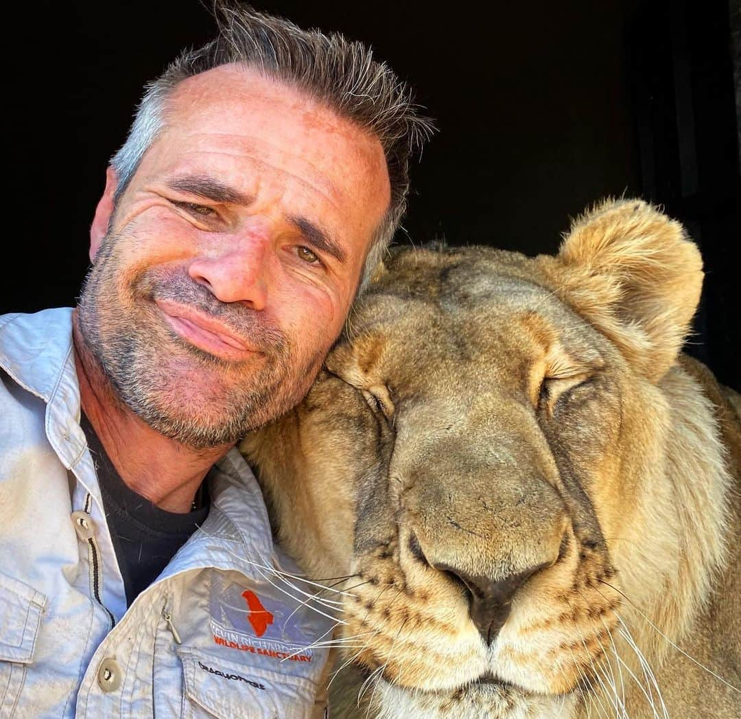 Kevin Richardson LionWhisperer のインスタグラム