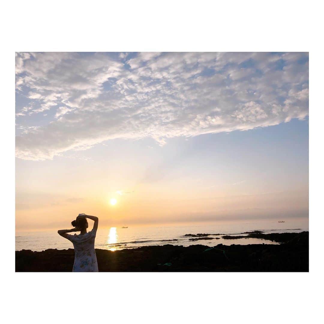 チョン・ソミンのインスタグラム：「🌥」
