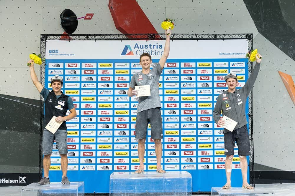 ヤコブ・シューベルトさんのインスタグラム写真 - (ヤコブ・シューベルトInstagram)「3rd place at the second Bouldering event of the Austrian Summer Series.  After winning Qualification and Semis I was going hard for the perfect win but my buddy @georgparma climbed amazing in Finals and secured 🏅👏🏼 congrats to @saschalehmann as well 🥈  Now it‘s time to train my forearms and get back into Lead shape 💪😉 • Photo by KVÖ/ @ansichtssache.photography • #bouldering #climbing #myinnsbruck #athlete #climbingcompetition  @mammut_swiss1862 @raiffeisen @innsbrucktourism @lasportivagram @heeressportzentrum @gloryfy @thecrag_worldwide @sporthilfe.at」7月18日 0時56分 - jakob.schubert