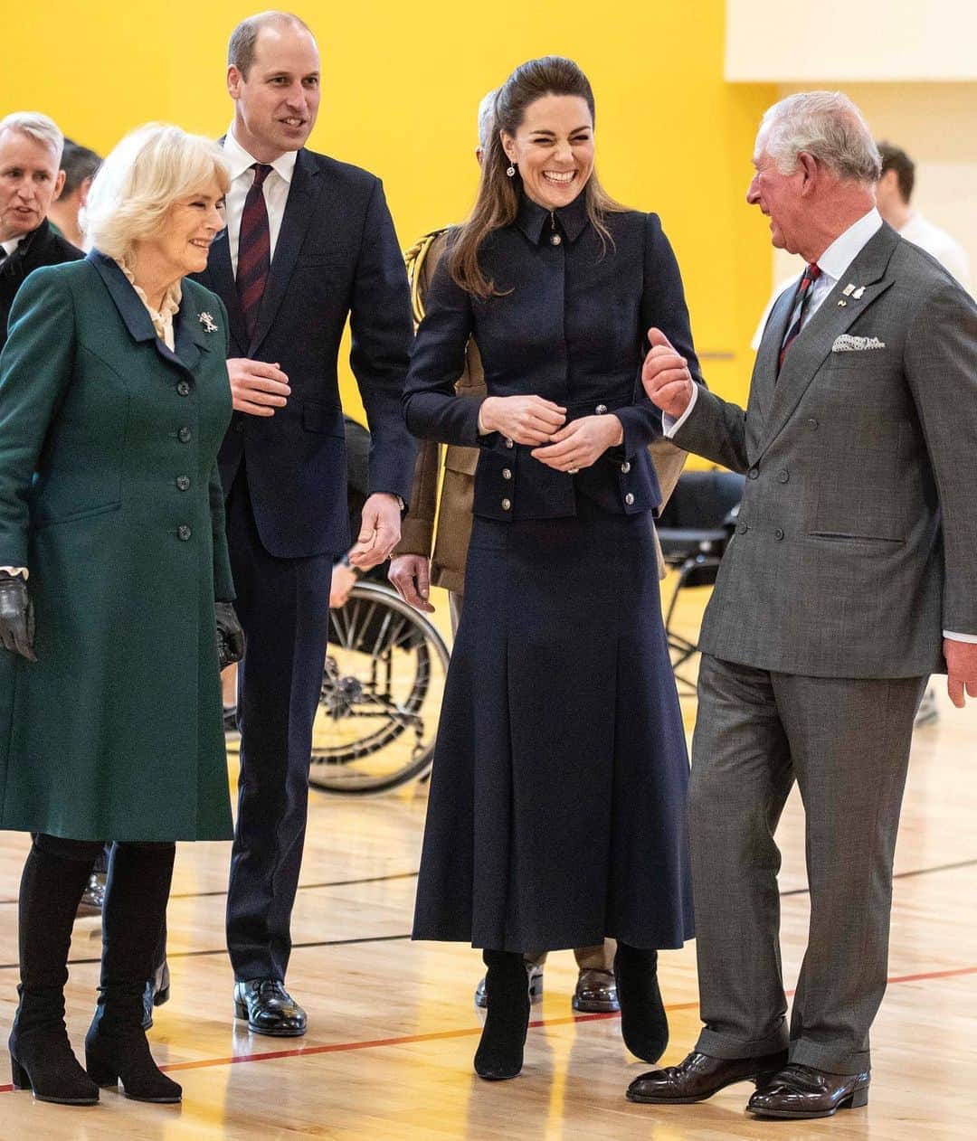 ウィリアム（ケンブリッジ公）さんのインスタグラム写真 - (ウィリアム（ケンブリッジ公）Instagram)「Wishing a very Happy Birthday to The Duchess of Cornwall! 🎂🎈」7月17日 17時00分 - princeandprincessofwales