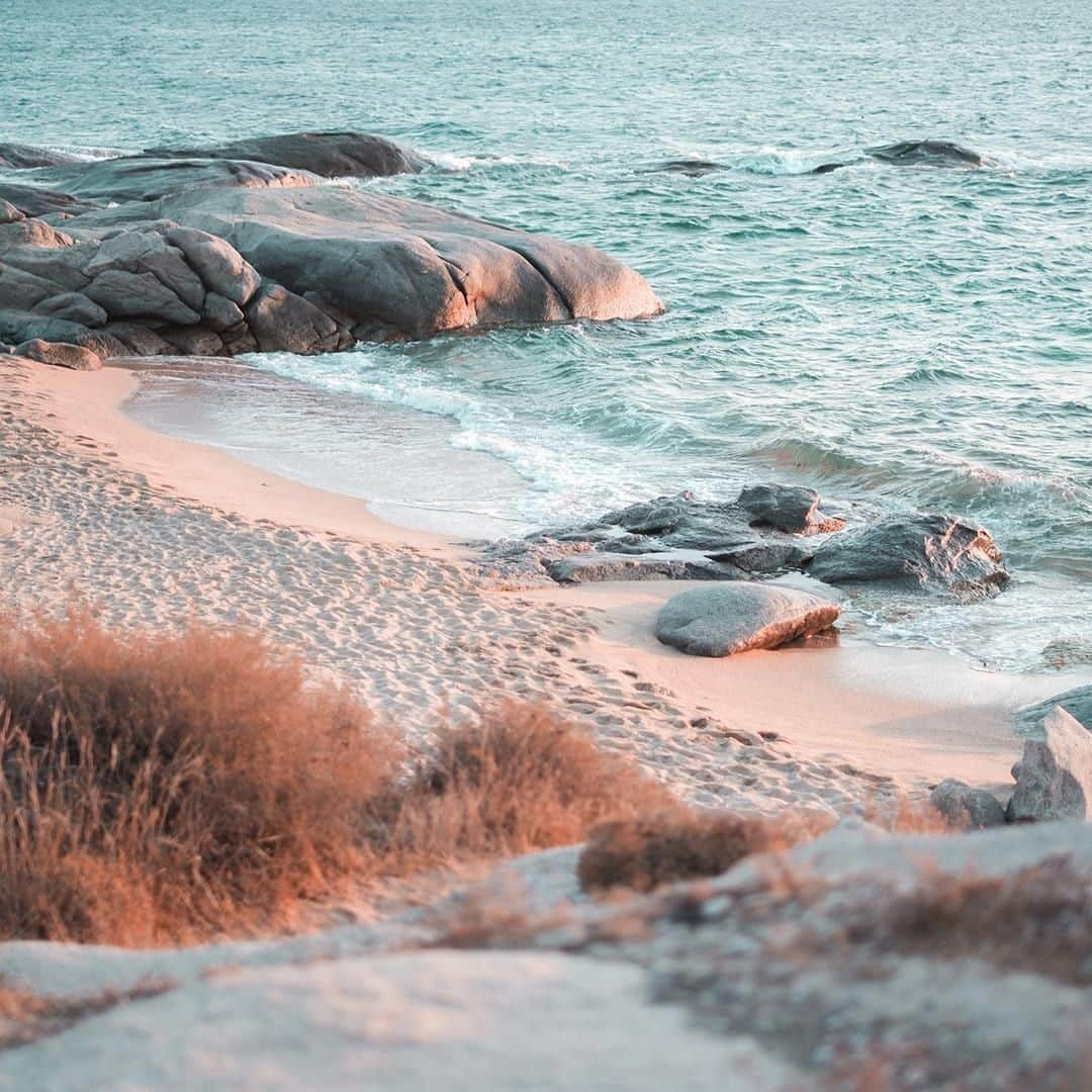 PAUL HEWITTさんのインスタグラム写真 - (PAUL HEWITTInstagram)「Happiness comes in waves. 🌊⚓️ #getAnchored #paulhewitt __ #ocean #sea #waves #happiness #oceanquote #quote #motivation #nature #beach #accessories #accessory」7月17日 17時01分 - paul_hewitt