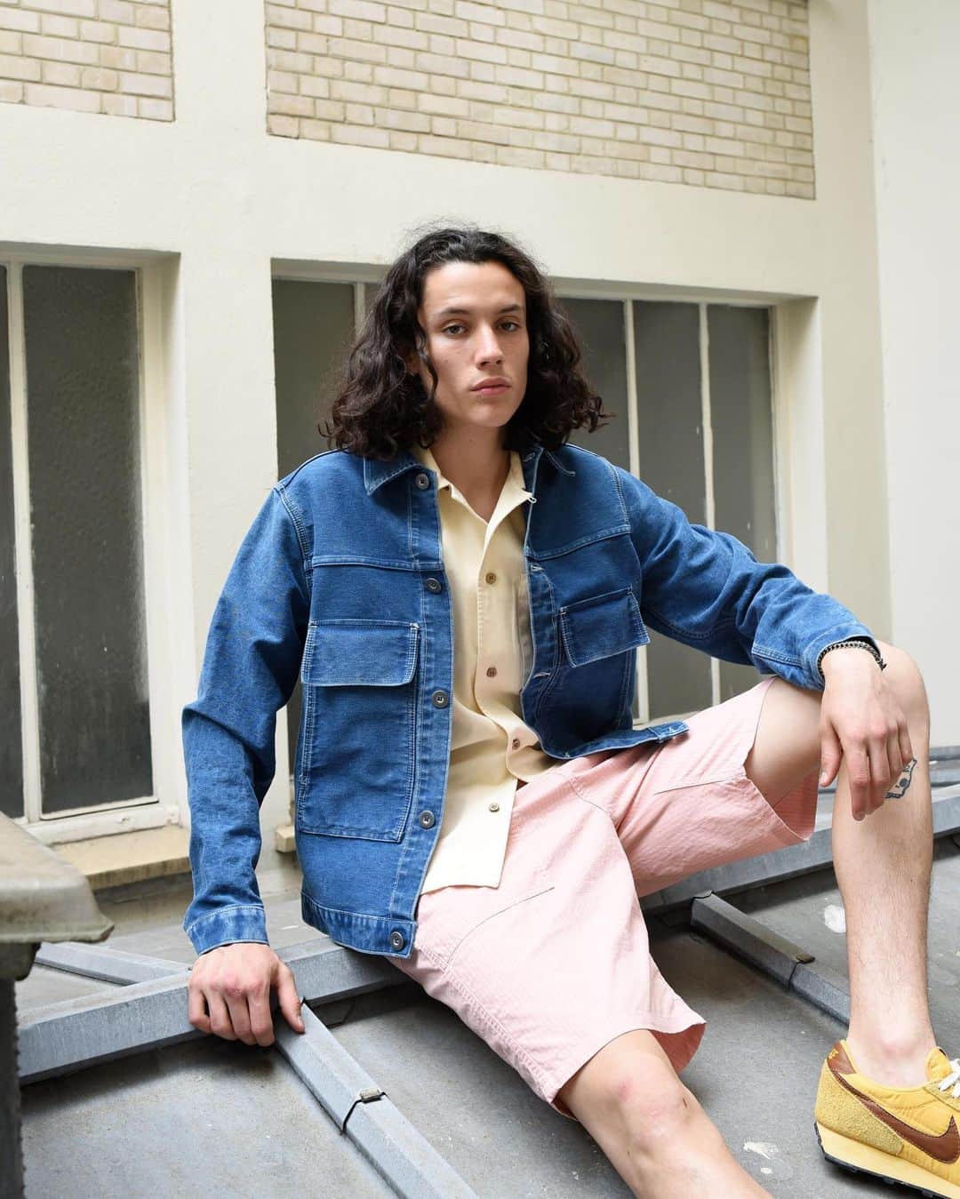ブルー ドゥ パナムのインスタグラム：「BDP S20 - soldes @bdp_68 🔓🦋🖤 #soldes #bleudepaname #bdpss20 📸 @melchiorabeille」