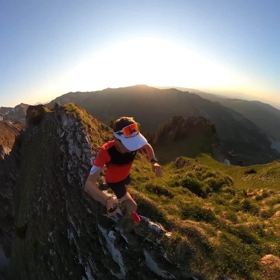 レッドブルのインスタグラム：「after seeing this video, we are officially morning people 🌄⁣⁣ ⁣ 🏃‍♂️: @remi_bonnet #redbull #givesyouwings #training #run #wandflue #sunrise #running ⁣⁣」