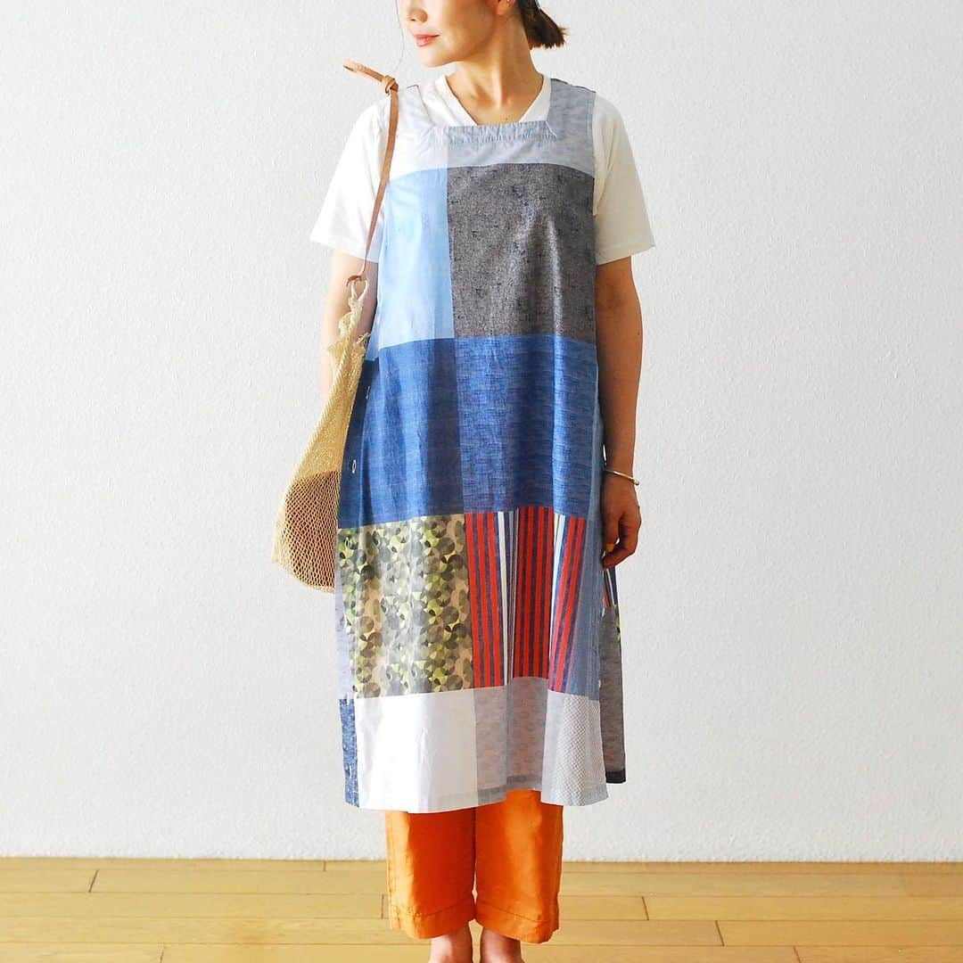 wonder_mountain_irieさんのインスタグラム写真 - (wonder_mountain_irieInstagram)「［#wm_ladies］ Engineered Garments / エンジニアードガーメンツ “Square Neck Dress -random square-” ￥34,100- _ 〈online store / @digital_mountain〉 https://www.digital-mountain.net/shopdetail/000000011148/ _ 【オンラインストア#DigitalMountain へのご注文】 *24時間受付 *15時までのご注文で即日発送 *1万円以上ご購入で送料無料 tel：084-973-8204 _ We can send your order overseas. Accepted payment method is by PayPal or credit card only. (AMEX is not accepted)  Ordering procedure details can be found here. >>http://www.digital-mountain.net/html/page56.html _ #NEPENTHES #EngineeredGarments #ネペンテス #エンジニアードガーメンツ _ 本店：#WonderMountain  blog>> http://wm.digital-mountain.info _ 〒720-0044  広島県福山市笠岡町4-18  JR 「#福山駅」より徒歩10分 #ワンダーマウンテン #japan #hiroshima #福山 #福山市 #尾道 #倉敷 #鞆の浦 近く _ 系列店：@hacbywondermountain _」7月17日 17時23分 - wonder_mountain_