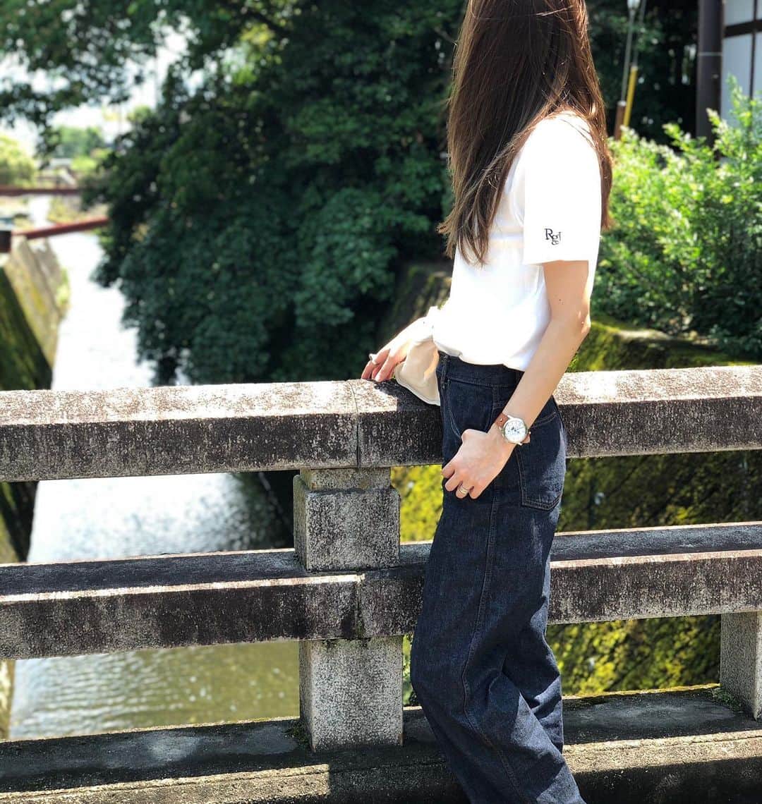 asuka0119さんのインスタグラム写真 - (asuka0119Instagram)「2020,7,17, . 奈良で🦌さんに逢いました @re_gleam  のお気に入りtきて(ت) . Tshirt #re_glem  denim #uniqlo #ユニクロ .  #locari#LIN_stagrammer#kaumo_fashion#KURASHIRU#ootd_kob#ponte_fashion#4yuuu#bySlife#スナップミー#snapgram_jp#myscrapbook#beaustagrammer #プチプラ高見えコーデ#大人カジュアル#大人カジュアルコーデ #アラフォーコーデ #アラフォー  #高身長女子 #高身長」7月17日 17時42分 - asuka0119