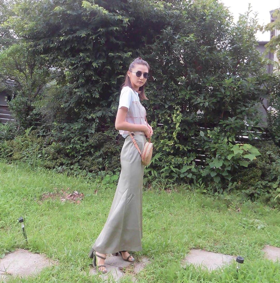 美優さんのインスタグラム写真 - (美優Instagram)「@miilean_official のスカート♡﻿ このスカート本当に形が綺麗で大好評😋﻿ ﻿ ▶︎2枚目…﻿ サングラス越しでも分かる😂﻿ 目つぶってる〜笑﻿ ﻿ ﻿ #miilean #miilean_item」7月17日 17時42分 - miyu11_20