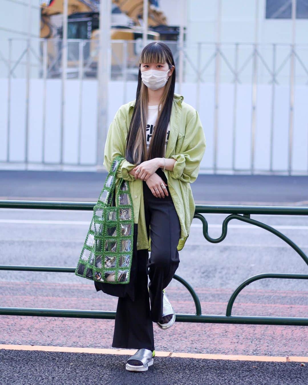 のインスタグラム：「【#スナップ_fs】 Name 長崎鈴蘭 Shirt #used T-Shirt #COMMEdesGARCONS Pants #ROSEBUD Bag #URBANRESEARCH Shoes #UNITEDNUDE Ring #Tiffany  #fashionsnap #fashionsnap_women」