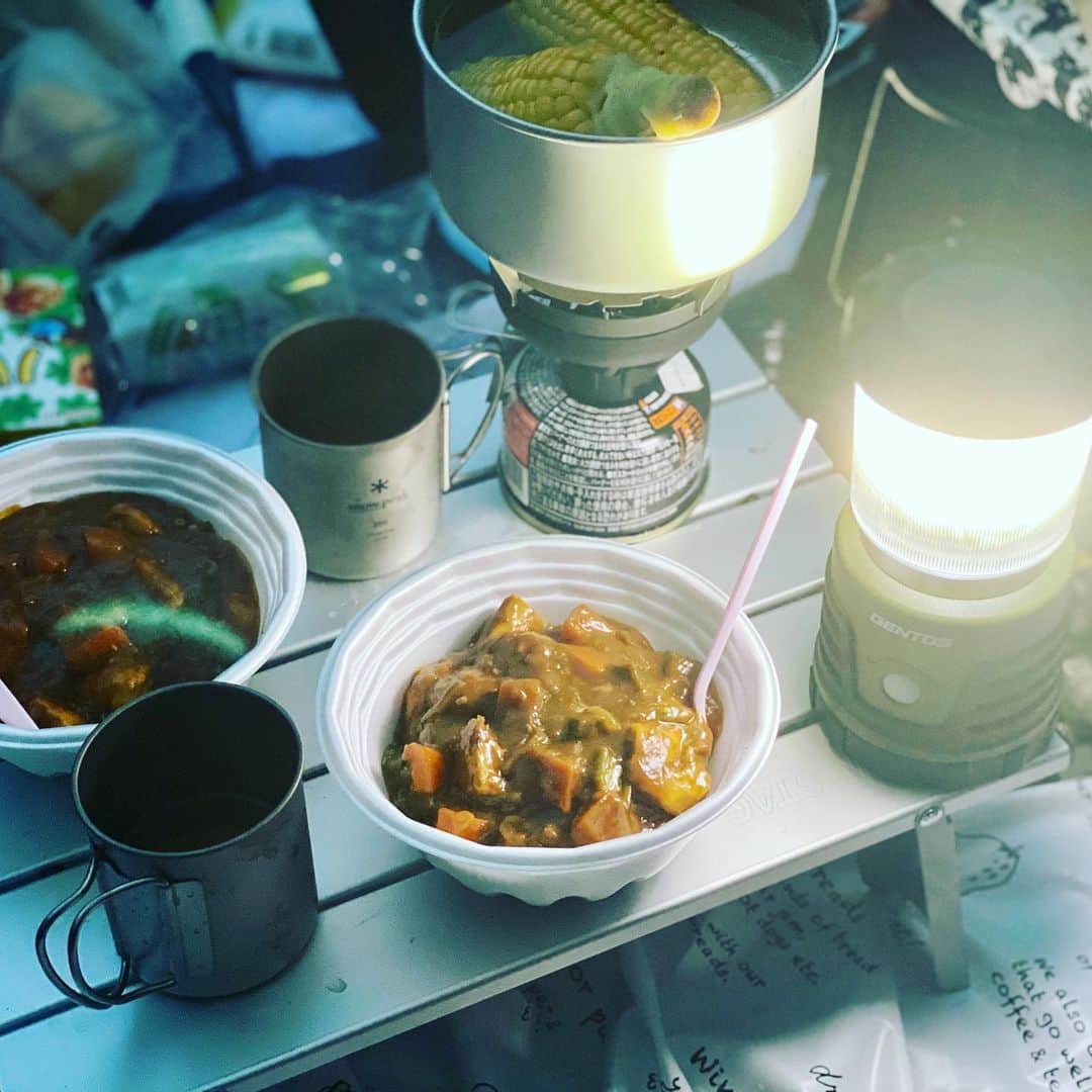 富田真紀子さんのインスタグラム写真 - (富田真紀子Instagram)「Spiced curry is on point 🍛✌️ #いつかのキャンプ飯 #カレーはスパイス派 #カレーは飲み物 #カレーは正義  #currystagram #スパイス模索中  #情報求む」7月17日 17時53分 - makikotommy