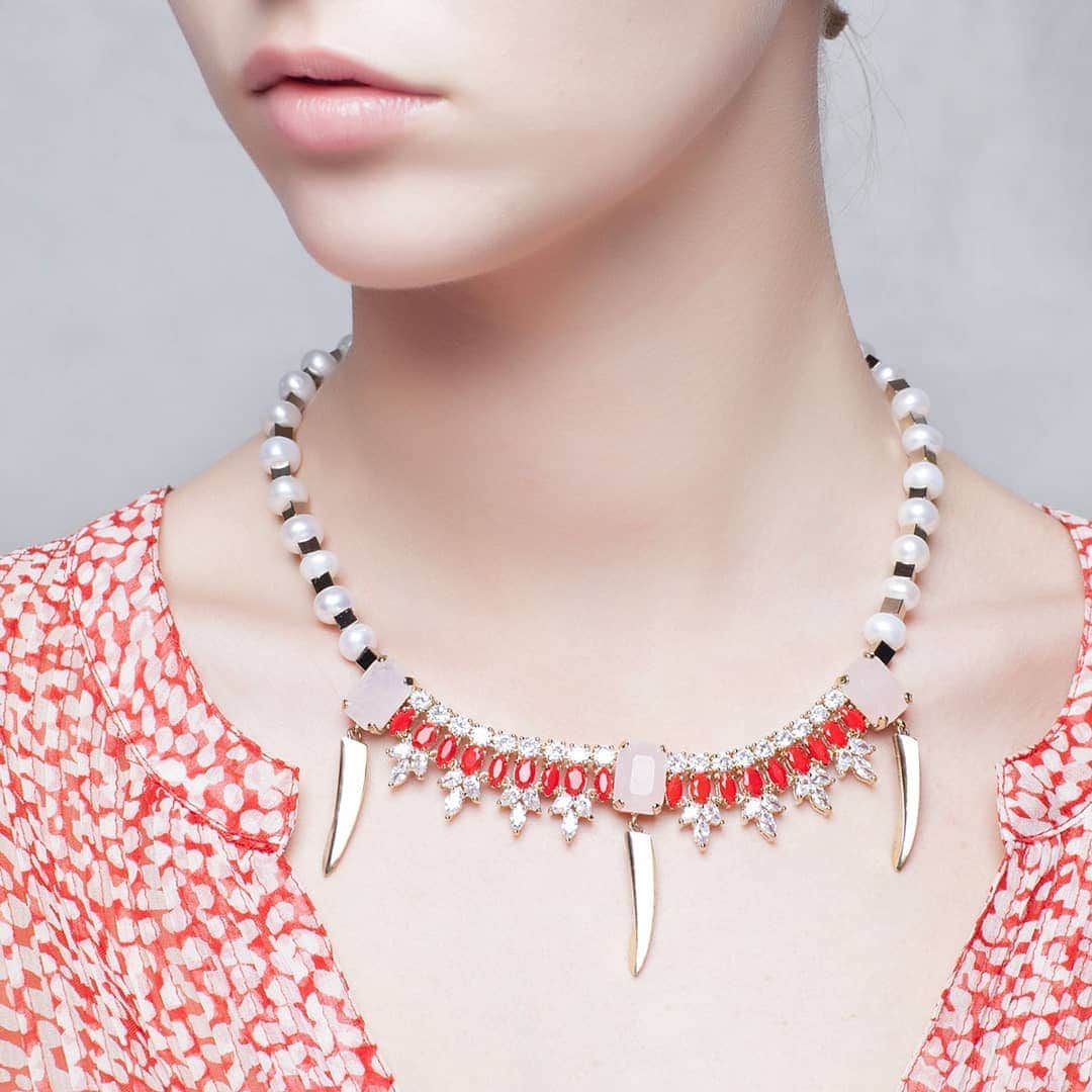 イオッセリアーニさんのインスタグラム写真 - (イオッセリアーニInstagram)「Mix and beads necklace #iosselliani #selection #fashionjewelry #freshwaterpearls #semipreciousstonesjewelry」7月17日 18時03分 - iosselliani